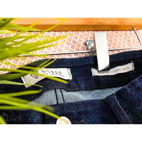 Guess | Midrise Dark Wash Skinny Jeans - Picture 2 of 3